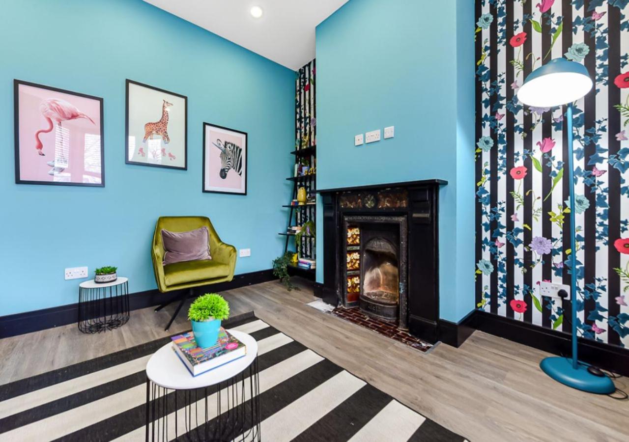 Bright & Colourful House - Best For A Large Groups 伦敦 外观 照片