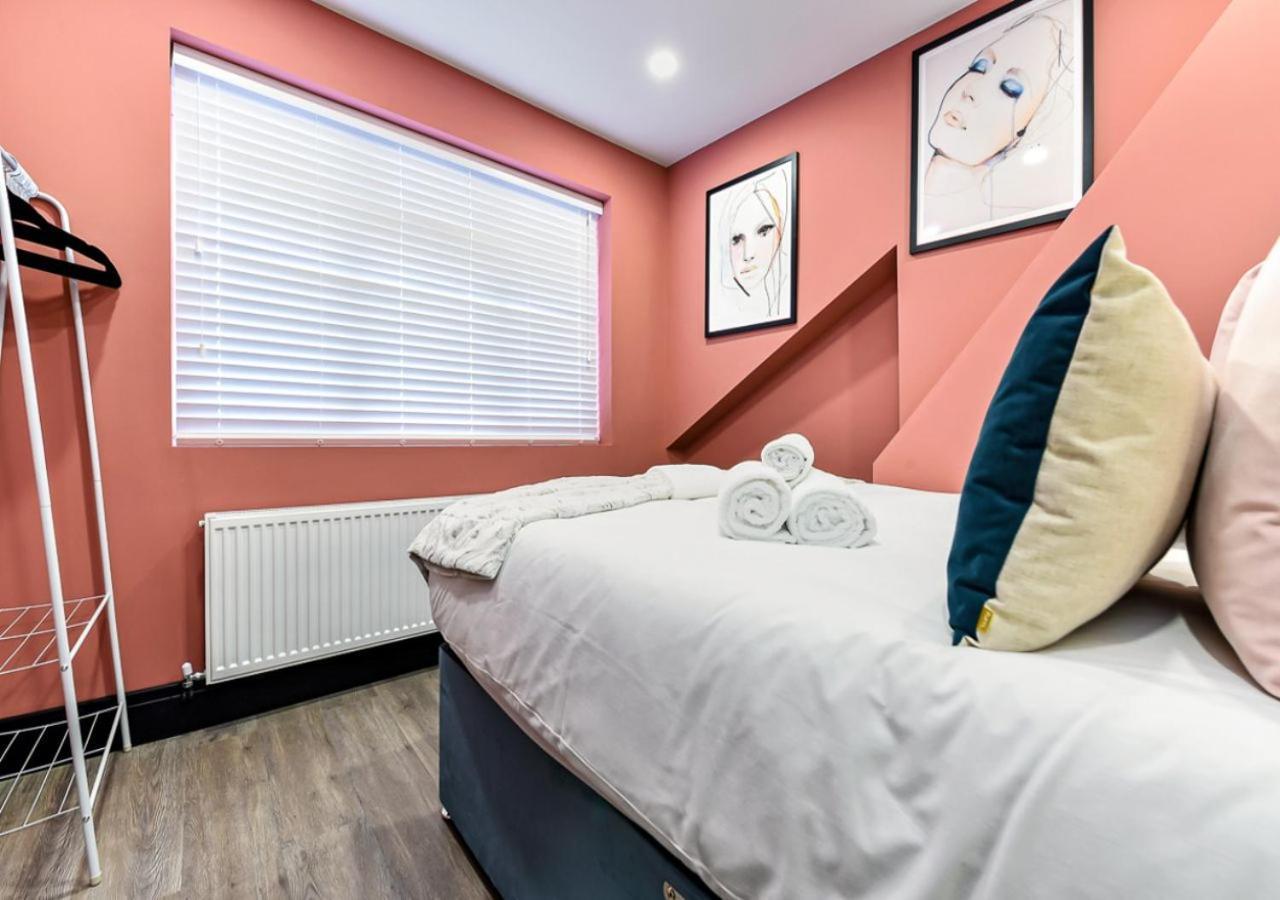 Bright & Colourful House - Best For A Large Groups 伦敦 外观 照片