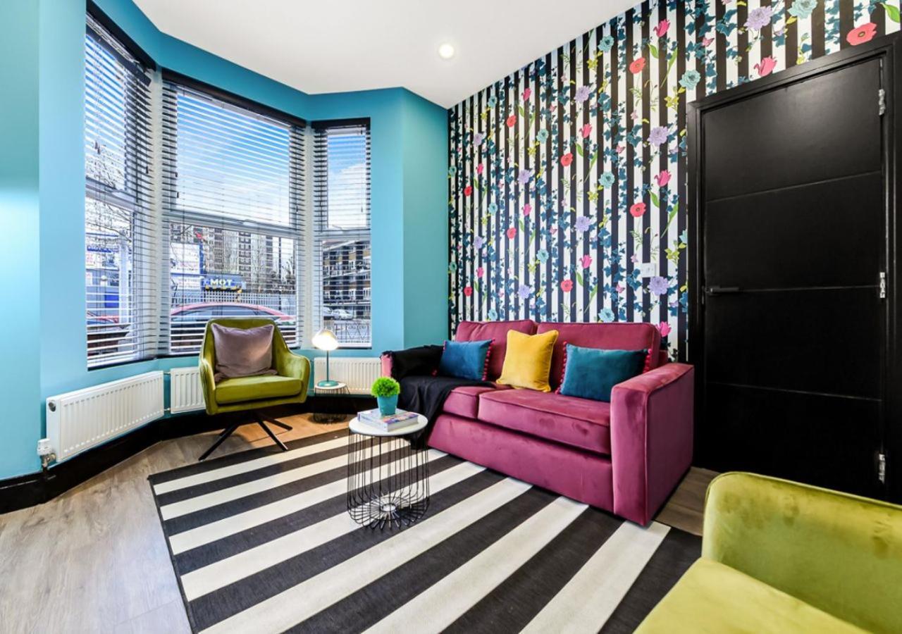 Bright & Colourful House - Best For A Large Groups 伦敦 外观 照片